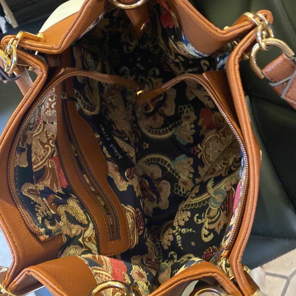 Black Rivet Handbag - Picture 3 of 3